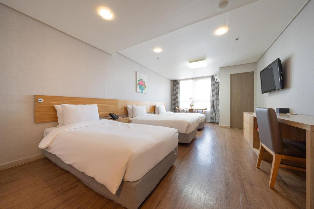 Hotel Ramada By Wyndham Seoul Dongdaemun Zewnętrze zdjęcie