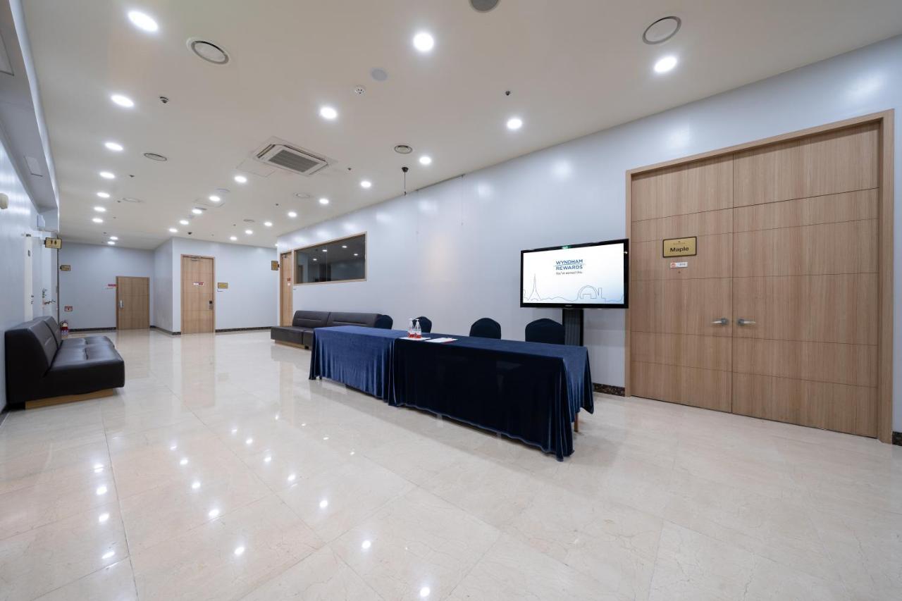 Hotel Ramada By Wyndham Seoul Dongdaemun Zewnętrze zdjęcie